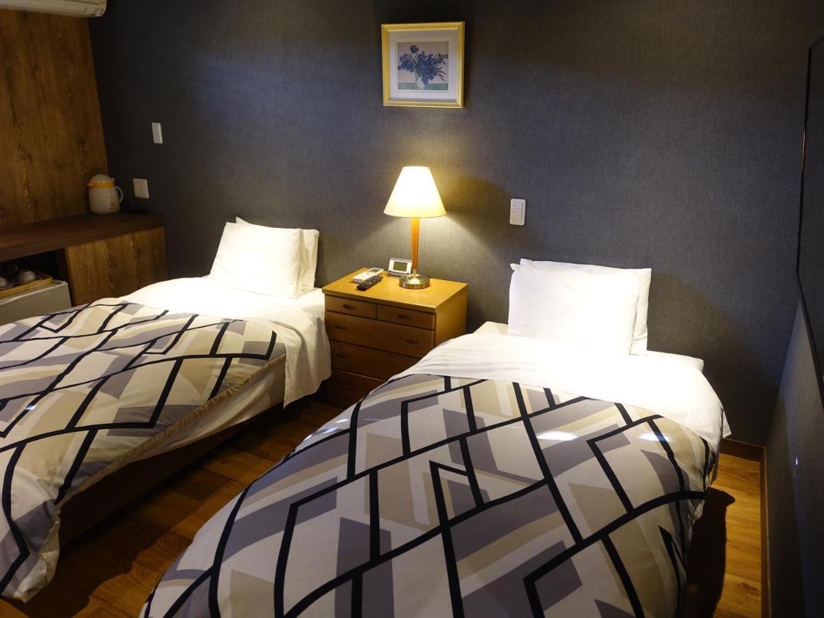 Oimatsuen Apartment Саку Екстериор снимка