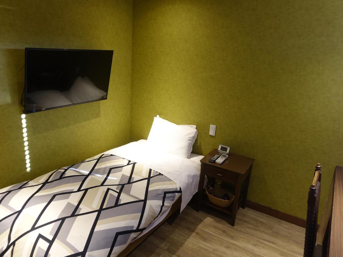 Oimatsuen Apartment Саку Екстериор снимка